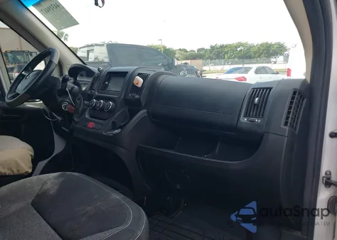 2015 Ram Promaster 2500 High Roof z USA, uszkodzony, nr VIN 3C6TRVDG4FE520166